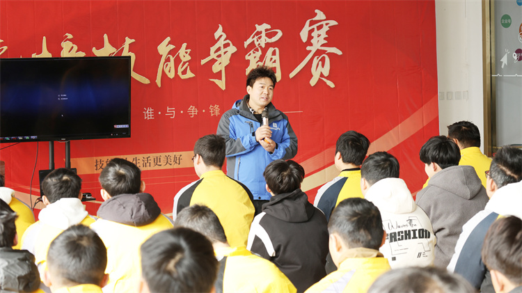 掌握前沿技術，馭見未來 ——連順自動變速箱專修技術總監(jiān)走進西安萬通，共話汽車行業(yè)新未來